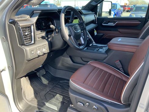 New 2026 GMC Sierra 3500 Denali Ultimate image 37