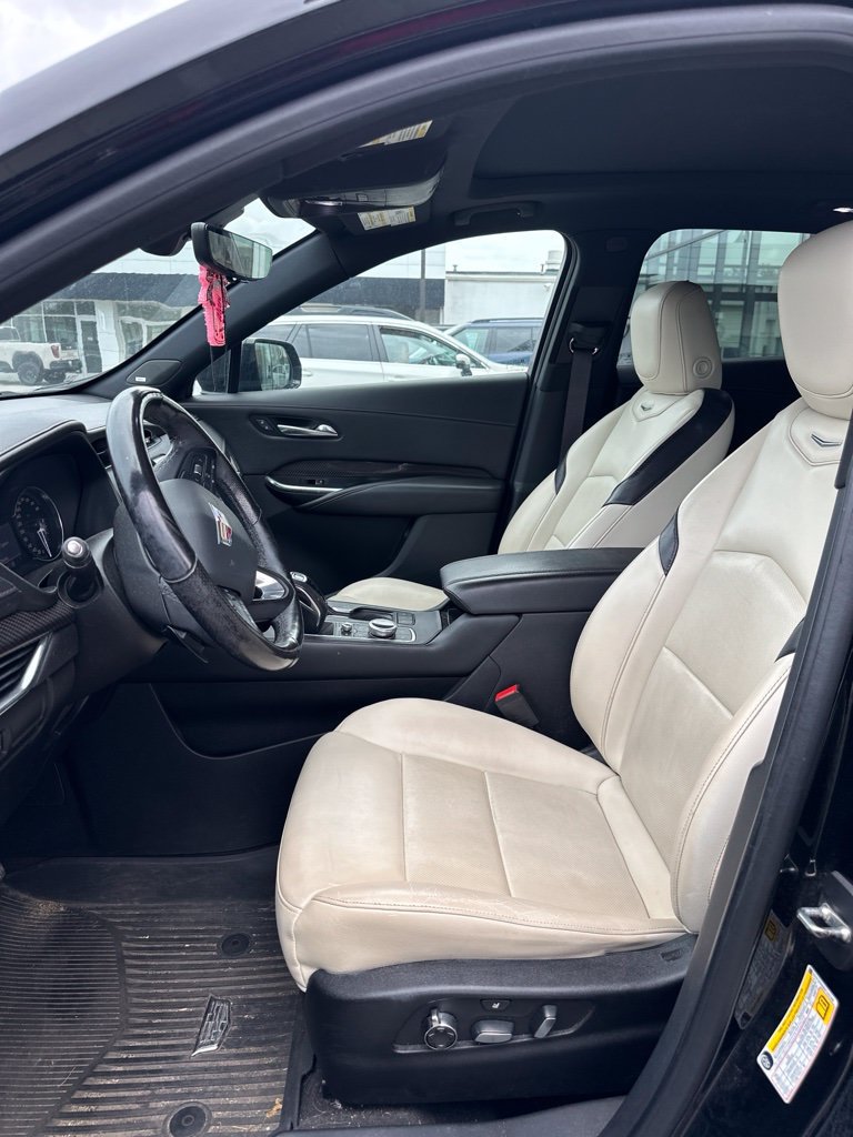 Used 2019 Cadillac XT4 Sport AWD/4WD image 5