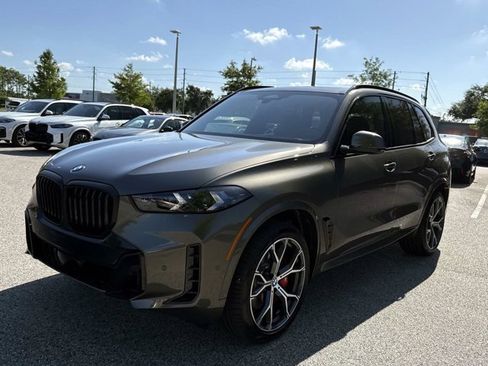 New 2026 BMW X5 xDrive40i w/ M Sport Package AWD/4WD image 7