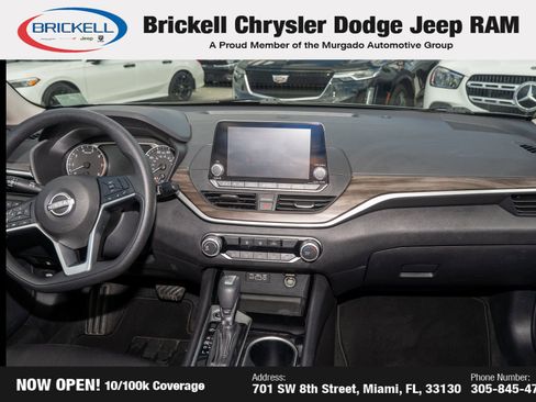 Used 2024 Nissan Altima 2.5 SV FWD image 19