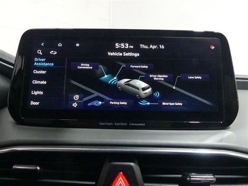 Used 2023 Hyundai Santa Fe SEL w/ Premium Package image 45