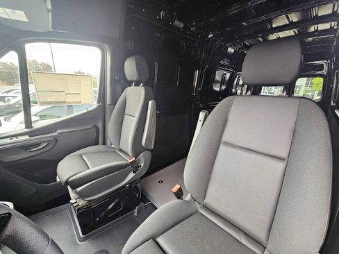 New 2025 Mercedes-Benz Sprinter 3500 image 21