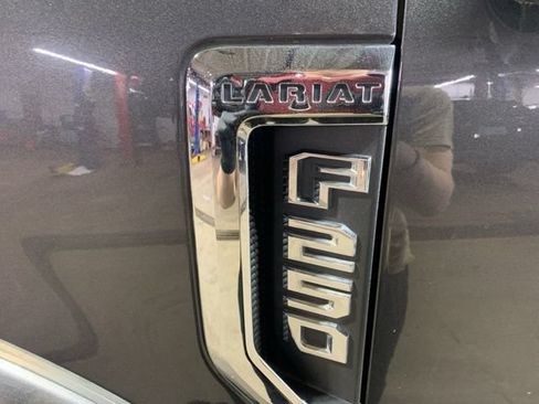 Used 2018 Ford F250 Lariat w/ Chrome Package AWD/4WD image 35