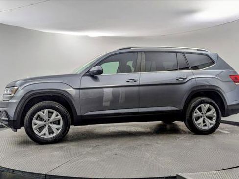 Used 2018 Volkswagen Atlas S image 3