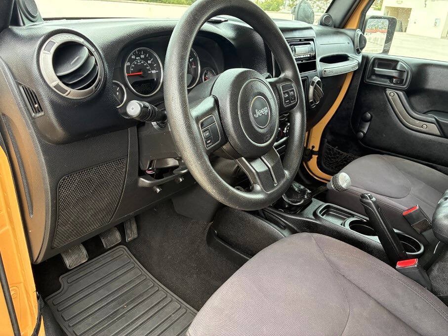 Used 2013 Jeep Wrangler Sport AWD/4WD image 22