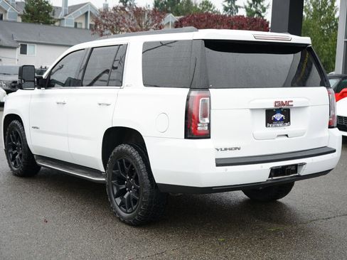Used 2015 GMC Yukon SLT w/ Open Road Package image 3