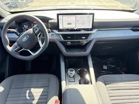 New 2026 Ford Explorer ST-Line AWD/4WD image 16