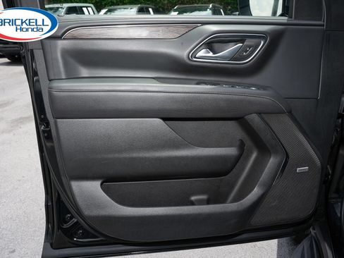 Used 2024 Chevrolet Tahoe Premier RWD image 13