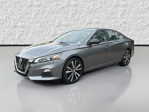 Used 2022 Nissan Altima 2.5 SR FWD image 7