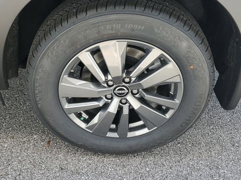 New 2026 Nissan Pathfinder SV image 23