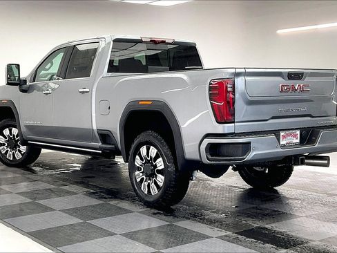 New 2026 GMC Sierra 2500 Denali w/ Denali Reserve Package image 2