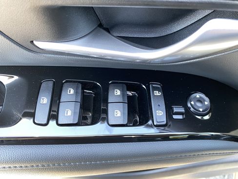 Used 2024 Hyundai Tucson Limited AWD/4WD image 19