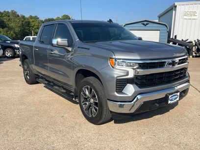 Used 2024 Chevrolet Silverado 1500 LT w/ Leather Package