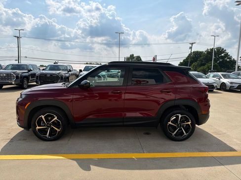 Used 2022 Chevrolet TrailBlazer RS FWD image 4