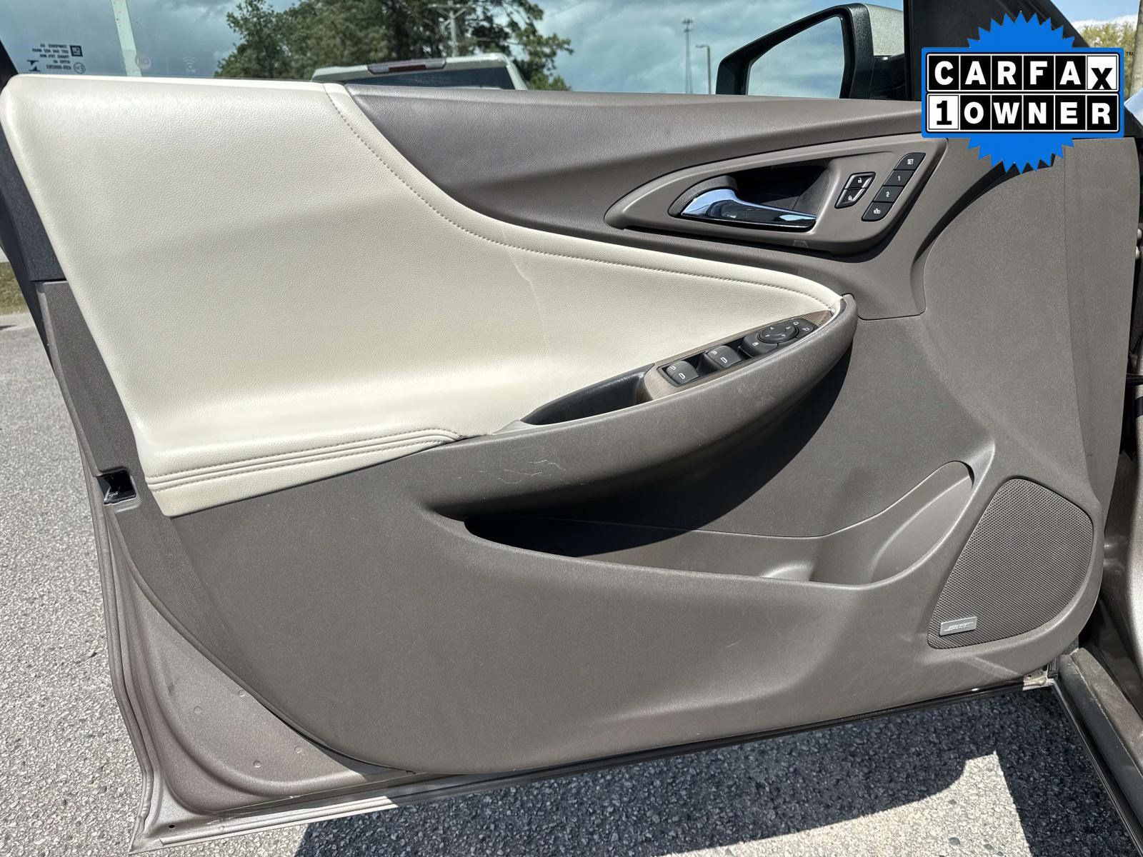 Used 2024 Chevrolet Malibu LT FWD image 18