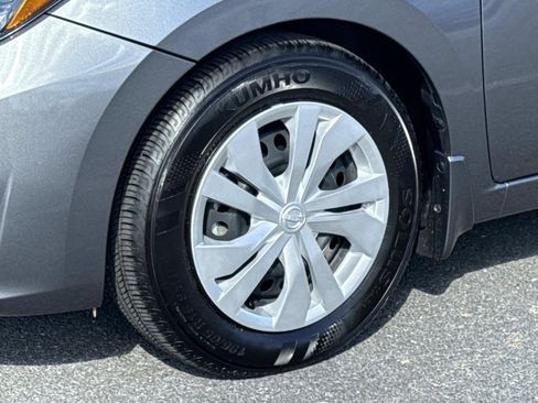 Certified 2025 Nissan Versa S w/ Trunk Package image 7