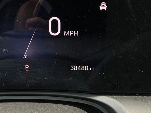 Used 2025 Buick Encore GX Preferred FWD image 36