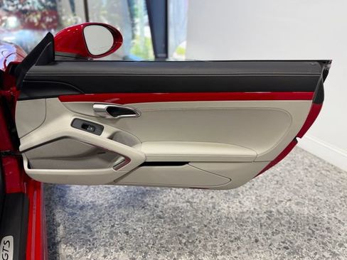 Used 2024 Porsche 718 Boxster GTS RWD image 37