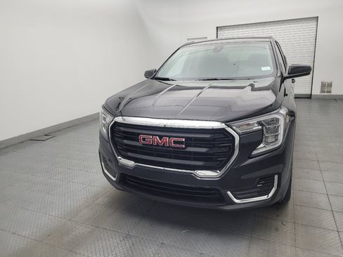 Used 2024 GMC Terrain SLE AWD/4WD image 15