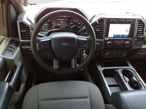 Used 2022 Ford F250 XLT w/ Black Appearance Package AWD/4WD image 9
