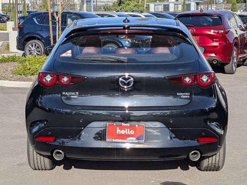 New 2026 MAZDA MAZDA3 Hatchback w/Premium Plus Pkg AWD/4WD image 10