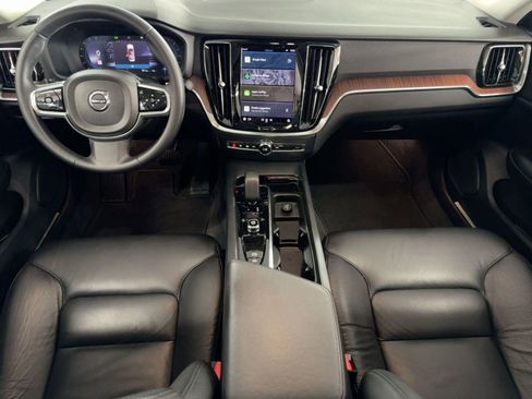 Used 2024 Volvo S60 B5 Plus image 16