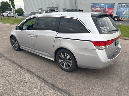 Used 2015 Honda Odyssey Touring image 8