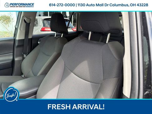 Used 2025 Toyota RAV4 LE AWD/4WD image 15