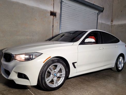 Used 2015 BMW 328i Gran Turismo xDrive image 5