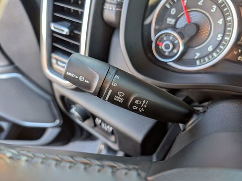 Used 2024 RAM 1500 Laramie image 30