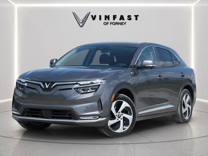 New 2025 VinFast VF 8 Eco