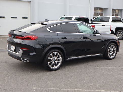 Used 2022 BMW X6 xDrive40i w/ Premium Package AWD/4WD image 10