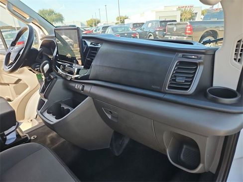 Used 2023 Ford Transit 350 XLT image 21