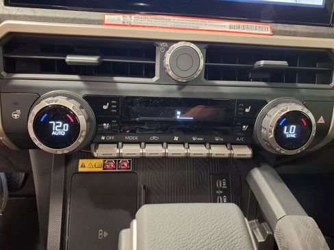 New 2026 Toyota Tacoma Limited AWD/4WD image 15