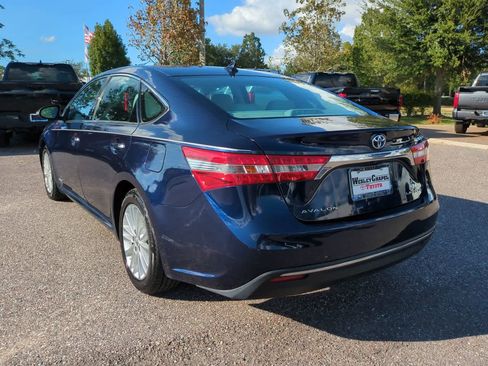 Used 2013 Toyota Avalon Limited image 4