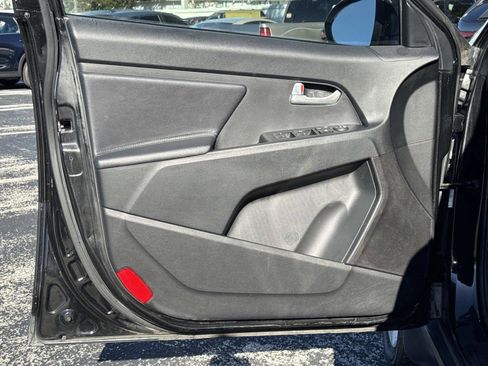 Used 2013 Kia Sportage LX w/ Convenience Pkg image 18