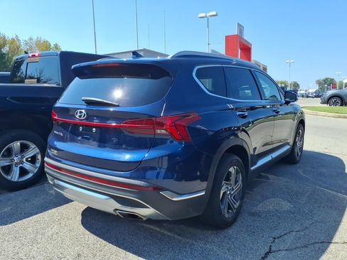 Used 2023 Hyundai Santa Fe SEL w/ Premium Package FWD image 2