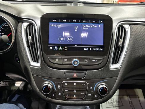 Used 2019 Chevrolet Malibu LT FWD image 39