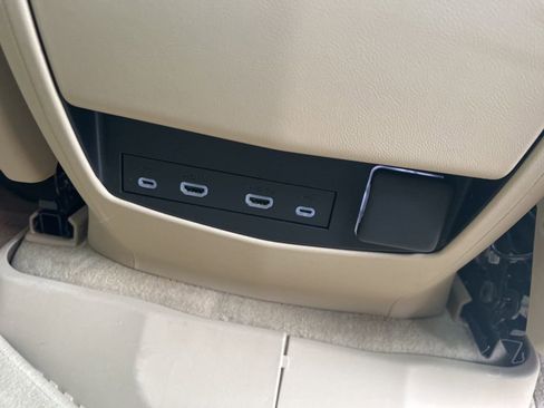 Used 2021 Cadillac Escalade Premium Luxury w/ Performance Package image 24