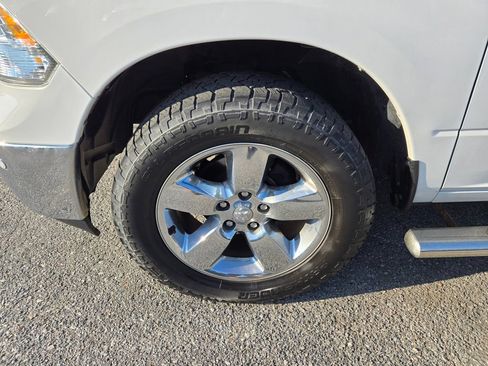 Used 2017 RAM 1500 Big Horn AWD/4WD image 9