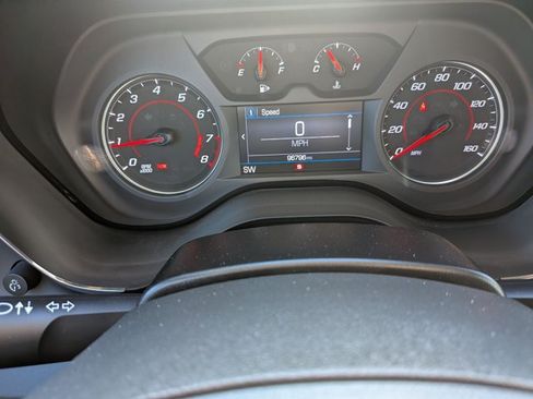 Used 2023 Chevrolet Camaro LT RWD image 11
