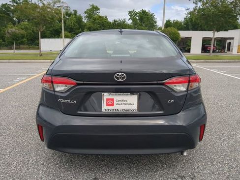 Certified 2025 Toyota Corolla LE image 5