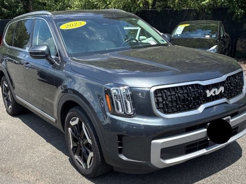Used 2023 Kia Telluride EX w/ EX Captain's Chair Package FWD image 1
