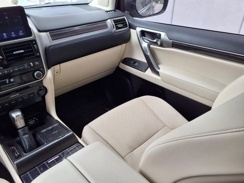 Used 2023 Lexus GX 460 Premium AWD/4WD image 22