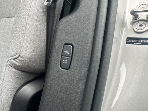 Used 2025 Volvo EX90 Ultra AWD/4WD image 27