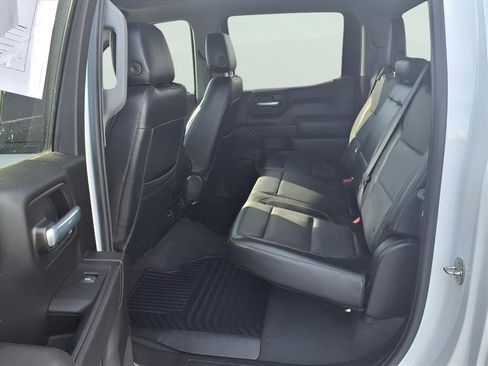 Used 2021 Chevrolet Silverado 1500 Custom Trail Boss w/ LPO, Dark Essentials Package image 19