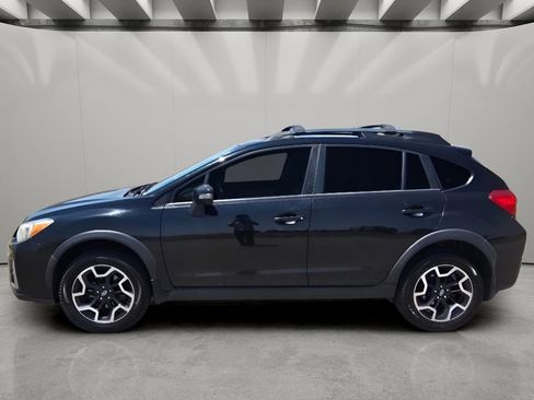 Used 2016 Subaru Crosstrek 2.0i Limited AWD/4WD image 2