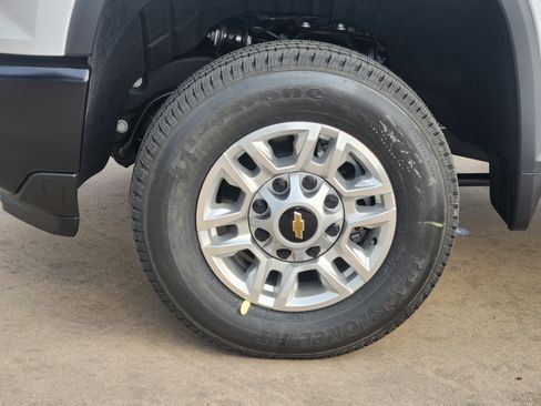 New 2026 Chevrolet Silverado 2500 W/T w/ WT Convenience Package image 18