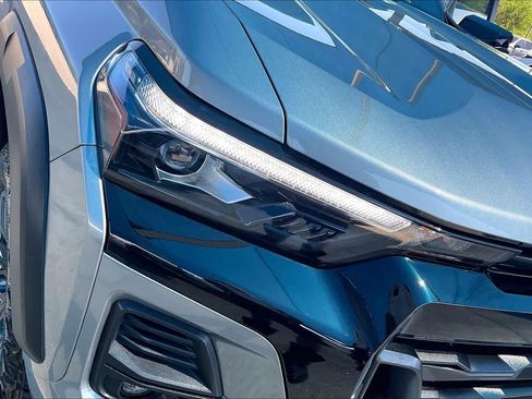 Used 2024 Chevrolet Colorado Z71 w/ Z71 Convenience Package 2 image 28