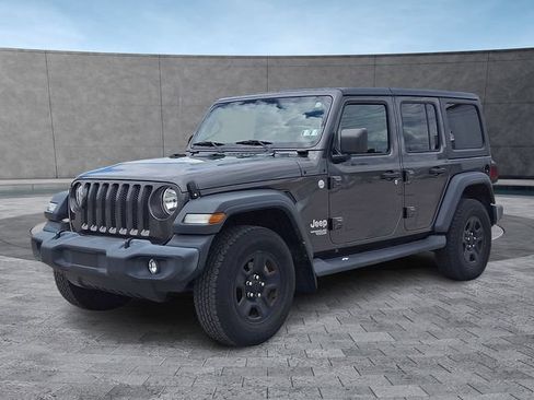 Used 2018 Jeep Wrangler Unlimited Sport AWD/4WD image 5